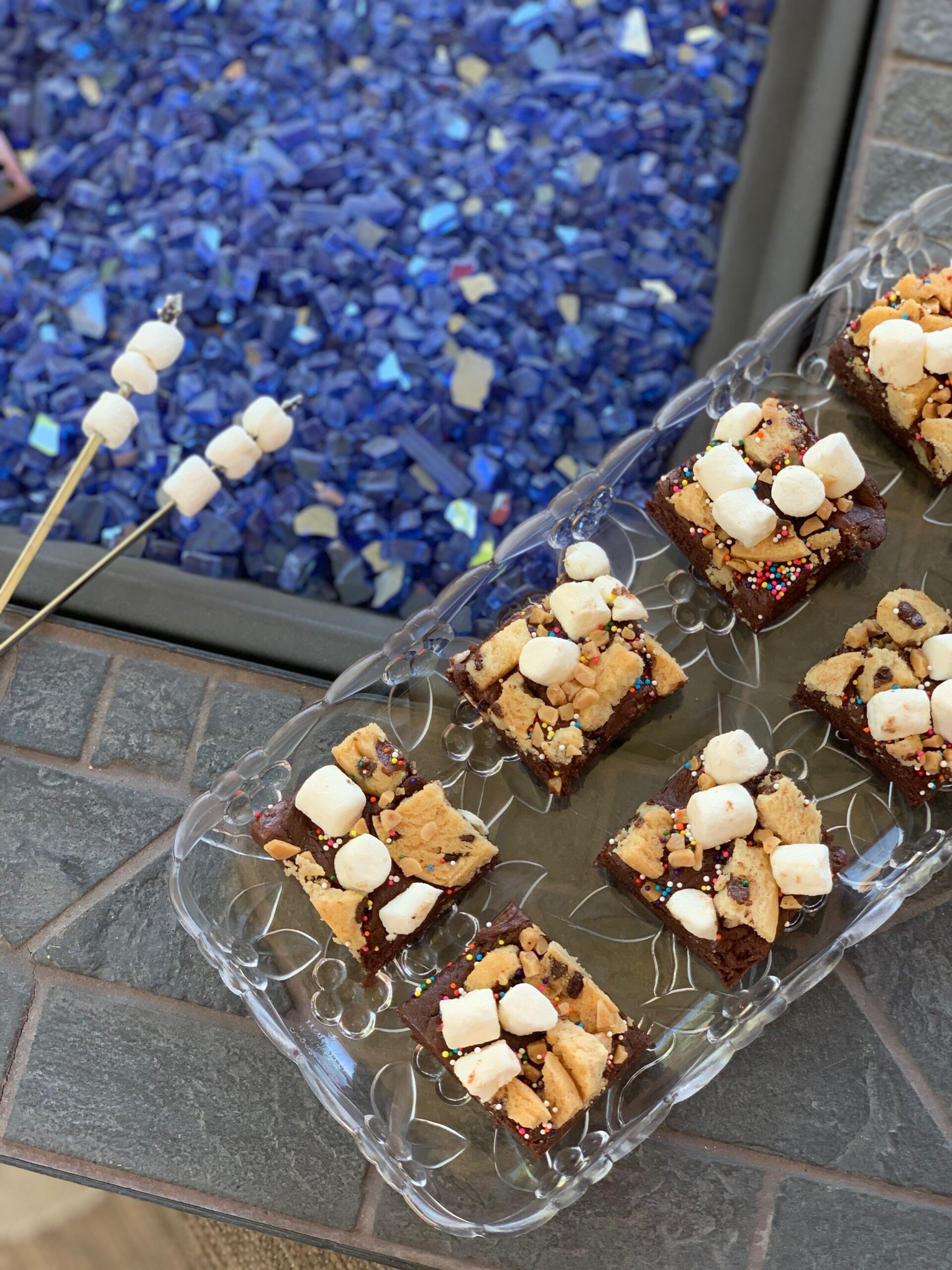 Delicious No-Fire Required S’mores Dessert Bars!